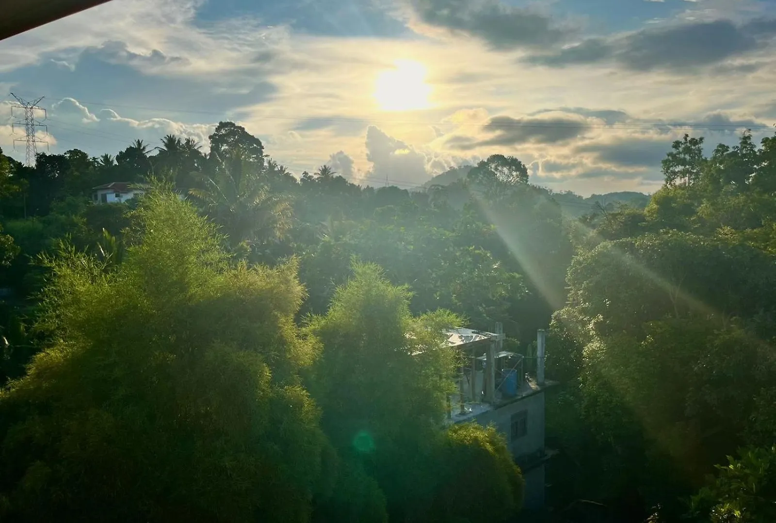 Sky Bliss By Mahaweli Hotel Kandy 0*,  Sri Lanka