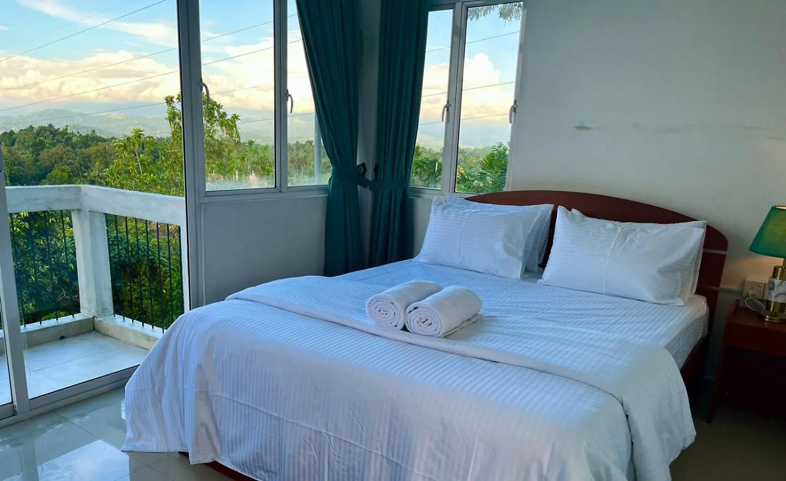 Sky Bliss By Mahaweli Hotel Kandy
