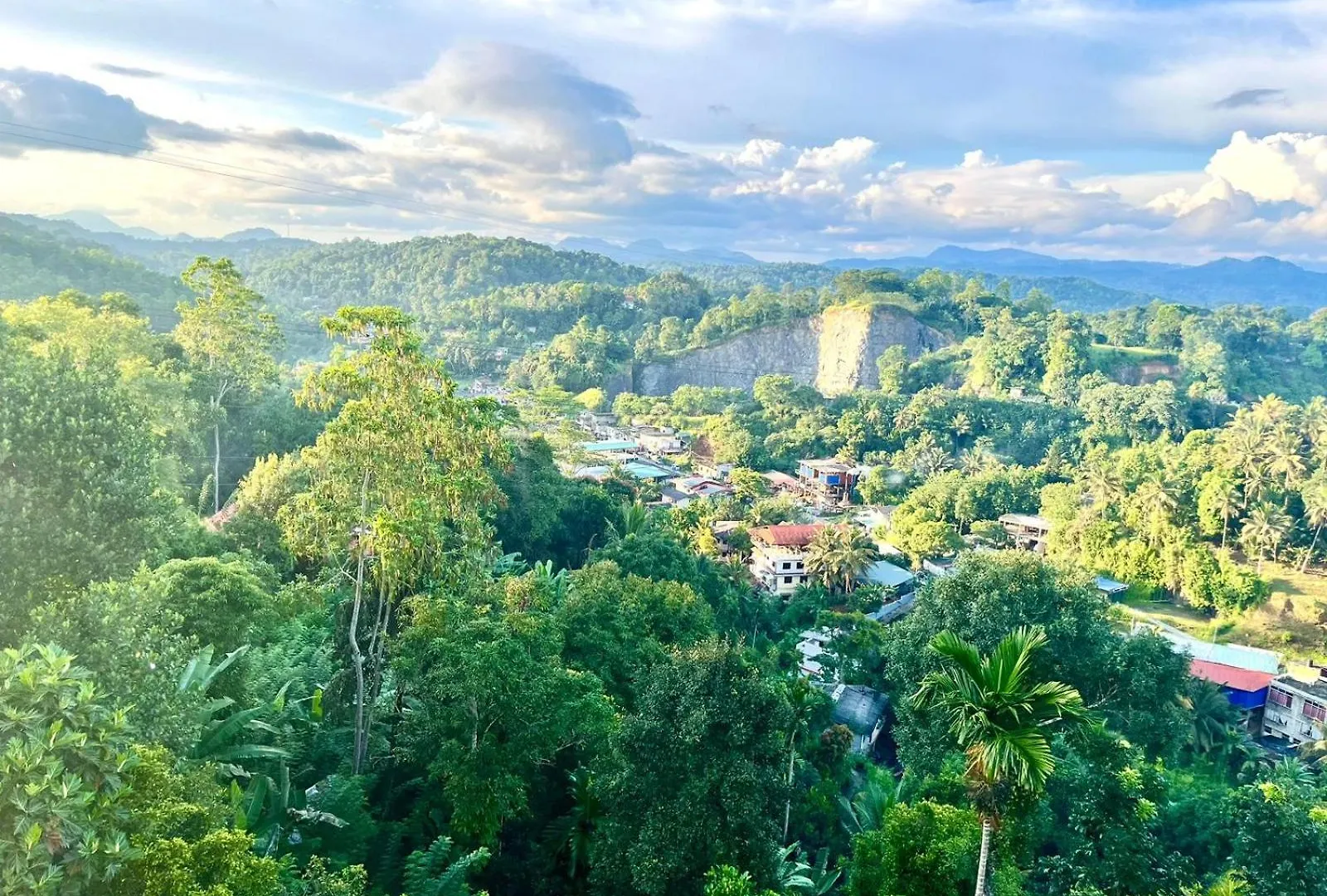 Sky Bliss By Mahaweli Hotel Kandy